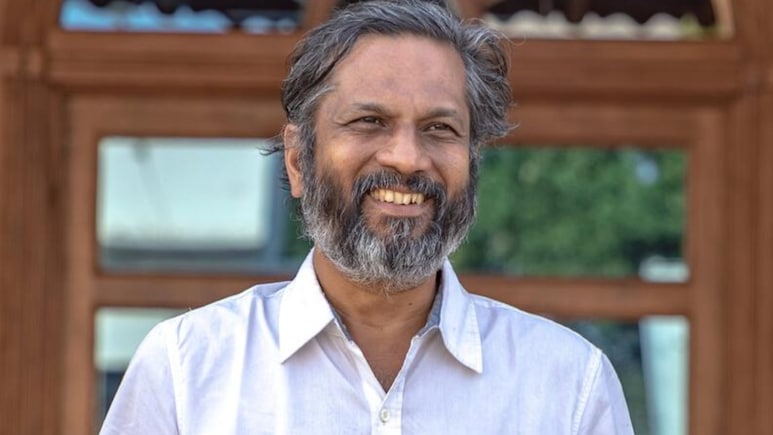 A 'Cow Urine Research' Dare To Zoho Founder After IIT Head Gets Padma Shri