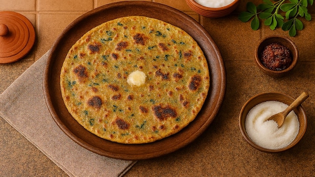 How To Make Traditional Rajasthani Besan Methi Paratha At Home