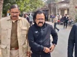 20-25 करोड़ का लोन डकार बन गया था ज्योतिषी, CBI ने मंदिर से फिल्मी स्टाइल में दबोचा