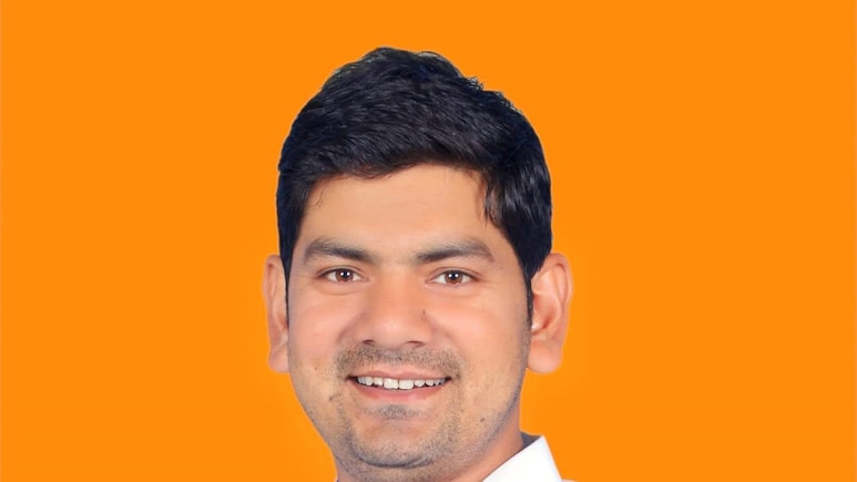 यूजीसी के नए नियम के खिलाफ बीजेपी युवा मोर्चा नोएडा महानगर जिला उपाध्यक्ष ने दिया इस्तीफा