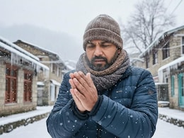 Why Are Your Hands Always Cold? 6 Possible Causes And Effective Solutions