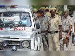 दिल्ली में 5 स्कूलों को मिली बम से उड़ाने की धमकी, जांच के बाद अफवाह निकली