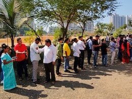 BMC Election Exit&nbsp;Polls Results LIVE : स्लो वोटिंग से नेता परेशान, कुछ ही घंटों में आने लगेंगे एग्जिट पोल