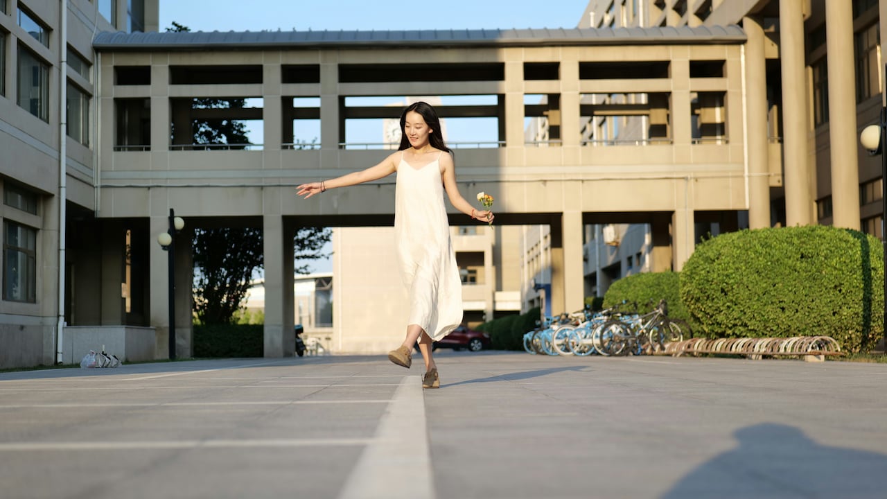 How To Pick A-Line Dresses For Long Workdays That Do Not Crease