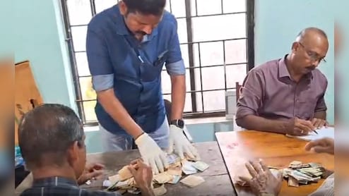 Lakhs In Banned, Foreign Currency Found With Kerala Beggar After Death