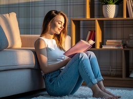 यूं ही नहीं Best Friend कहलाती किताबें, सालों का साथ अब दूर करेगा तनाव भी, जानें क्&zwj;या है बिब्लियोथेरेपी