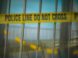 Sangli Crime:  बाप-लेकावर हल्ला, मुलाच्या डोळ्यादेखत पित्याला संपवलं, कुठे घडली भयंकर घटना?