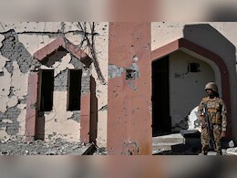 भूलकर भी पाकिस्तान न जाना... मुनीर से दोस्ती फिर ट्रंप सरकार ने अमेरिकियों को क्यों दे डाली ये चेतावनी