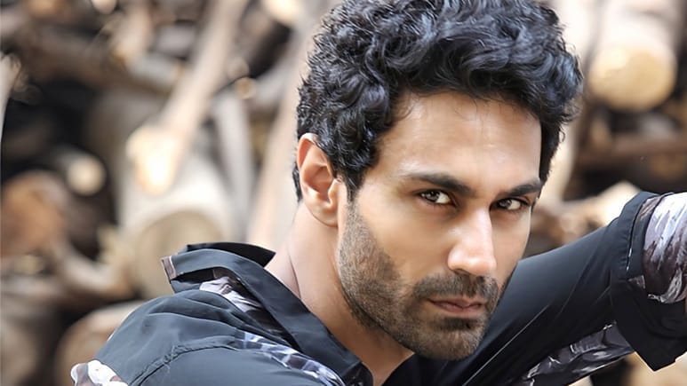 स्टार किड्स की दौर में आम लड़के की जीत, युवाओं के लिए मिसाल बने एक्टर और मॉडल करन ओबेरॉय