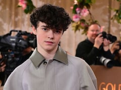 Golden Globes 2026 Live Updates: <i>Adolescence</i> Star Owen Cooper Wins First Golden Globe