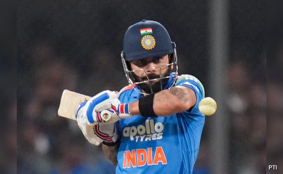 IND vs NZ 3rd ODI: कोहली किसी इमेज से बंधे नहीं चेजमास्टर विराट की शतकीय पारी पर सुनील गावस्कर ने कही बड़ी बात