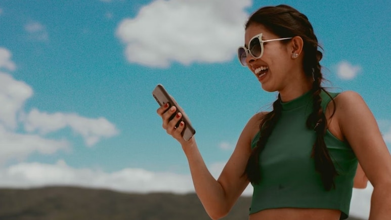 फोन चलाते समय Ads से हैं परेशान? बस ये सीक्रेट Setting ऑन करें और पाएं विज्ञापनों से छुटकारा