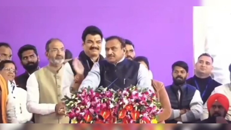 खुरई में बदले सियासी संकेत, एक मंच पर दिखे वो कद्दावर नेता जो रहे हैं एक-दूसरे के कट्टर विरोधी