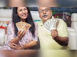 Atal Pension: बुढ़ापे में सरकार किसे देती है 5000 रुपये महीना पेंशन? जानें क्या है योजना और कैसे मिलता है लाभ