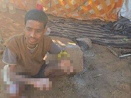 पंचायत का फरमान- 'गांव में&nbsp;नहीं रह सकता बामन का परिवार', जानिए सुकमा के इस आदिवासी की दर्द भरी कहानी