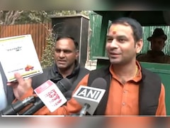 मकर संक्रांति बहाना, मकसद फिर से करीब आना! दिल्ली में लालू यादव से मिले तेज प्रताप, दिया चूड़ा-दही भोज का न्योता