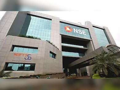 Stock Market News Today: Nifty Ends Near 25,700, Sensex Halts Three-Day Losing Streak; HDFC bank, RIL Top Gainers