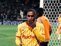 Lens Hold Off Auxerre To Retake Top Spot From PSG; Marseille Beat Angers 5-2