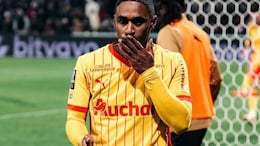Lens Hold Off Auxerre To Retake Top Spot From PSG; Marseille Beat Angers 5-2