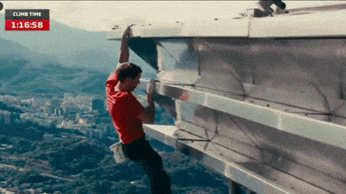 यह इंसान है या स्पाइडरमैन? बिना रस्सी के ताइवान की सबसे ऊंची 101 मंजिला बिल्डिंग पर चढ़ा अमेरिका का डेयरडेविल