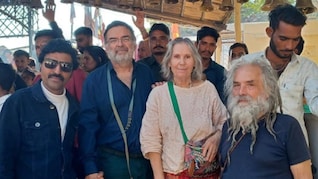 गूगल ने मिलाया बिछड़ा रिश्ता, 30 साल बाद फ्रांसीसी दंपति पहुंचे राजस्थान के इस गांव