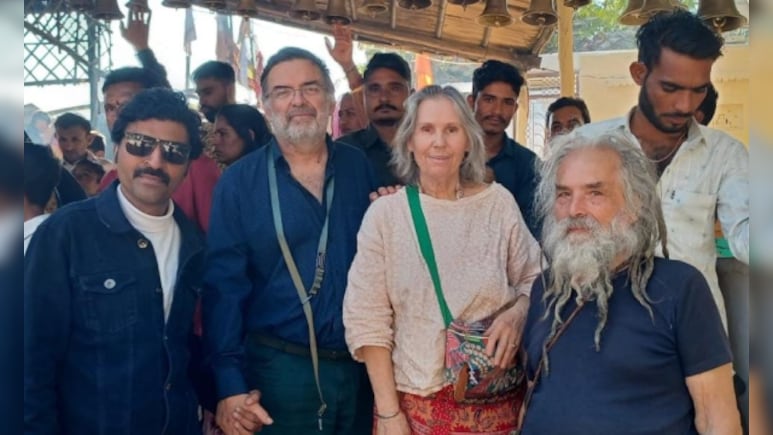 Rajasthan: गूगल ने मिलाया बिछड़ा रिश्ता, 30 साल बाद फ्रांसीसी दंपति पहुंचे राजस्थान के इस गांव