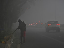 बादल छाएंगे, बारिश आएगी... ठंड, कोहरे के बीच दिल्ली NCR में बदलने वाला है मौसम, जानें 1 हफ्ते का वेदर अपडेट