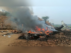 Ajit Pawar Plane Crash: प्लेन में कौन सी होती है सबसे सुरक्षित सीट, क्रैश में जिंदा बचने के होते हैं चांस