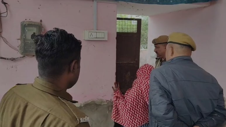 करौली में हैरान करने वाली घटना, बाथरूम में मिली लावारिस नवजात बच्ची; पुलिस जांच में जुटी