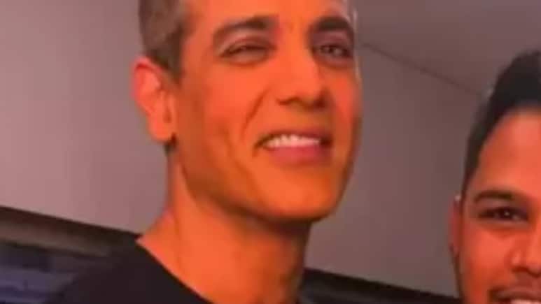 जॉन अब्राहम का लेटेस्ट लुक देख फैन्स का हुआ मूड खराब, लोग पूछने लगे- ये असली जॉन है?