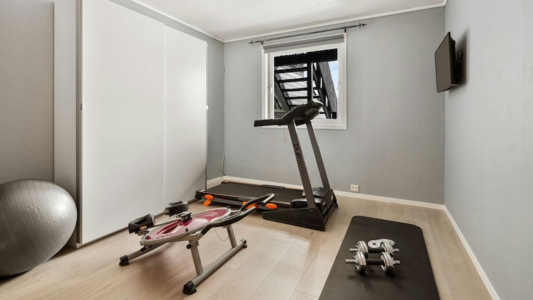 Bike Cycle, Treadmill, Walking Pad आपको रखेंगे फिट और बनाएंगे हेल्&zwj;दी, कम दाम में वर्कआउट होगा आसान