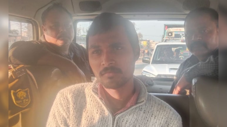 बिहारः लड़की ने मोबाइल नंबर ब्लॉक किया तो चेहरे पर फेंक दिया तेजाब