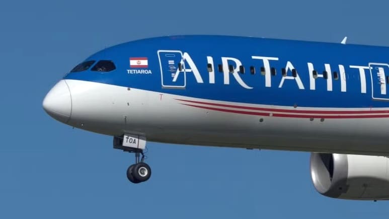 फ्लाइट बन गई 'टाइम ट्रैवल मशीन', 2026 में प्लेन ने भरी उड़ान, लेकिन पहुंच गई 2025 में, ऐसा कैसे हुआ?