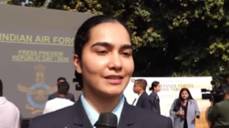 Akshita Dhankar: Woman Who Unfurled National Flag With President On Republic Day