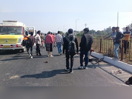 Jabalpur Hit and Run: जबलपुर हाईवे पर क्रेटा कार का कोहराम, सड़क किनारे बैठे 20 मजदूरों को कार चालक ने रौंदा...