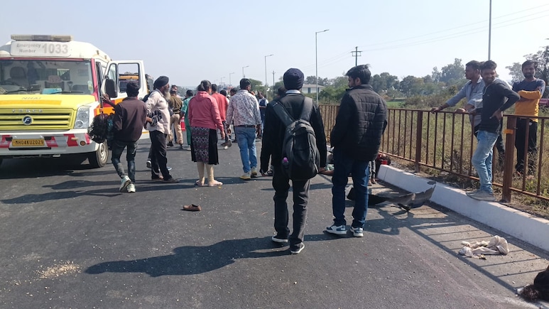 Jabalpur Hit and Run: जबलपुर हाईवे पर क्रेटा कार का कोहराम, सड़क किनारे बैठे 20 मजदूरों को कार चालक ने रौंदा...