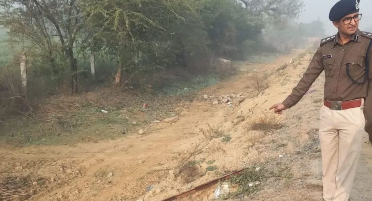 सूचना पर अधिकारी मौके पर पहुंचे. 