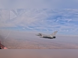 जिस राफेल का मलबा दिखा रहे थे पाकिस्तानी, वो कर्तव्य पथ पर उड़ान भरता दिखा