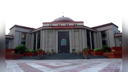 महिला आरक्षण से जुड़ी भर्ती मामला: 3 साल बाद भी नहीं माना HC का आदेश, चिकित्सा शिक्षा सचिव को अवमानना नोटिस