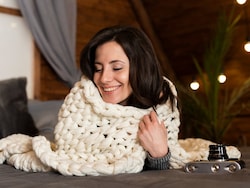 6 Hacks To Avoid Feeling Cold During Winters