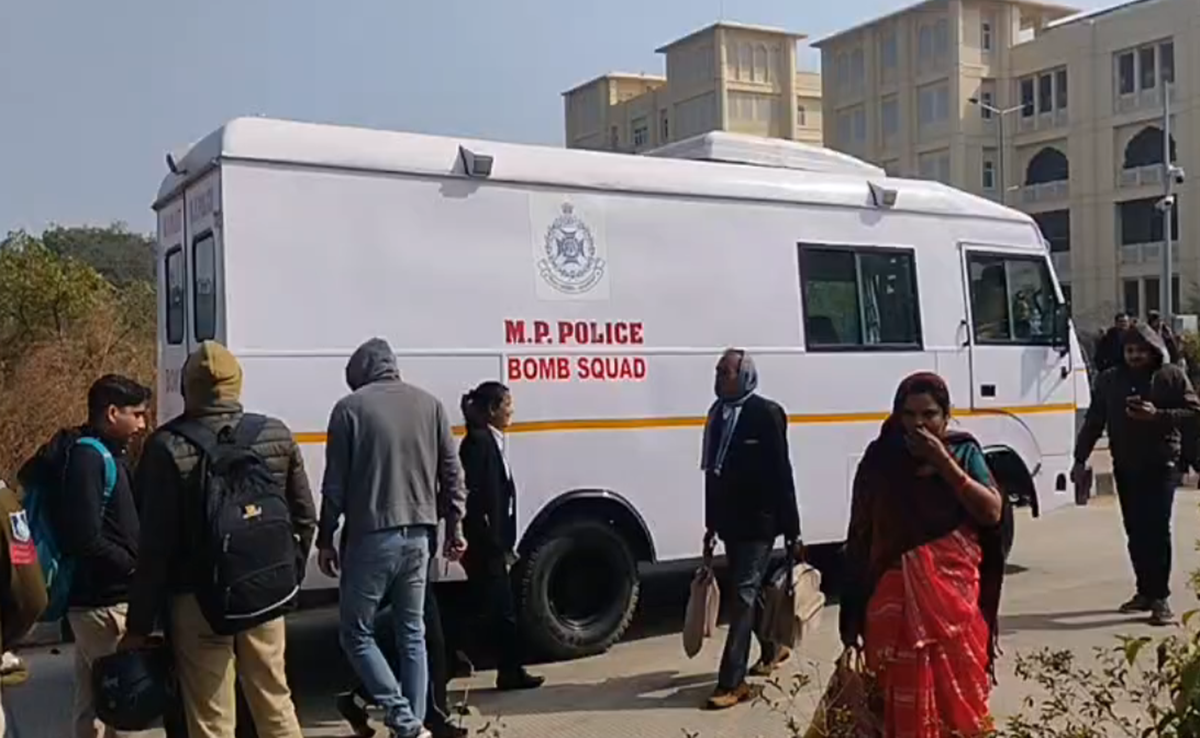फुस्स निकली रीवा कोर्ट को बम से उड़ाने की अफवाह; SP ने क्या कहा जानिए