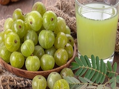 From Amla To Ragi, Nutritionist Shares Affordable Desi Superfoods You Shouldn't Miss