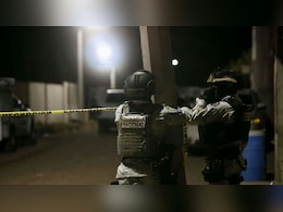 मैक्सिको में फुटबॉल मैच के बीच गैंगवॉर! मैदान पर चली ताबड़तोड़ गोलियों से 11 लोगों की मौत