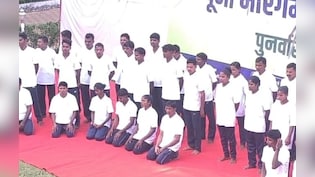 नक्सलमुक्त होने की राह पर छत्तीसगढ़! बीजापुर में 1.45 करोड़ के इनामी 52 नक्सलियों ने डाले हथियार