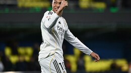 Kylian Mbappe Double At Villarreal Takes Real Madrid Top Of La Liga