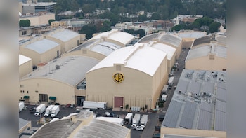 Netflix Co-CEO To Testify In Senate Hearing On Warner Deal