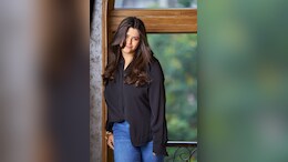 एकता कपूर ने &lsquo;भूत बंगला&rsquo; के निर्देशक प्रियदर्शन को उनके जन्मदिन पर मजेदार अंदाज में दी शुभकामनाएं