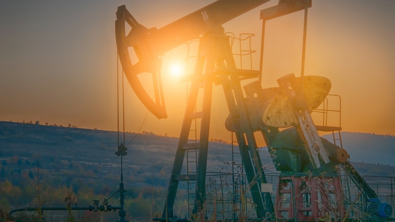 Oil Prices At $200? Macquarie Warns Of 'Worst-Case' Scenario If Hormuz Disruption Persists