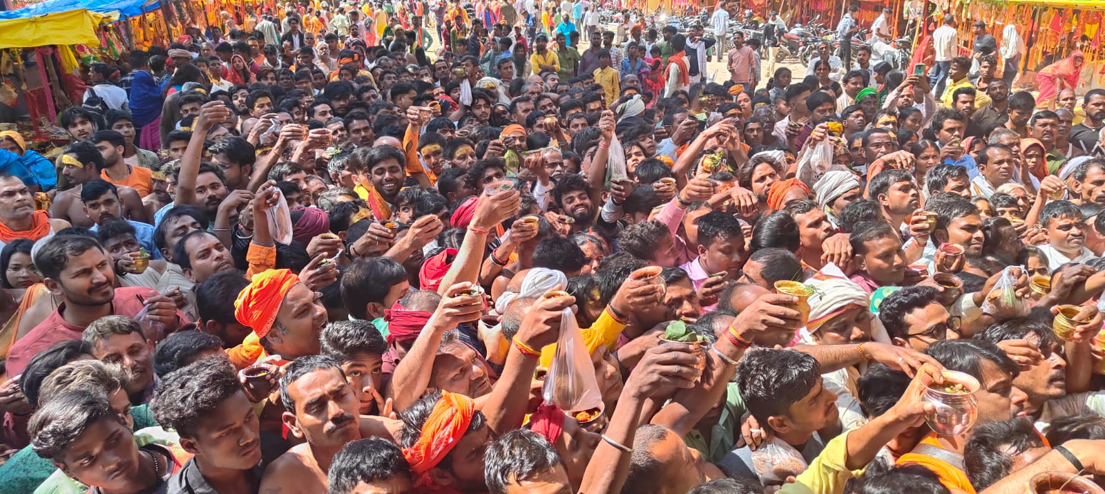 पीने का पानी, ऑक्सीजन', 'डॉक्टर तक नहीं...45000 श्रद्धालुओं की भीड़ वाले बिहार के इस मेले में ये कैसी व्यवस्था