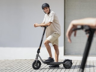 खड़े-खड़े डेस्टिनेशन तक पहुंचा देगा Xiaomi का नया ई-स्कूटर, फुल चार्ज में चलेगा 25 Km